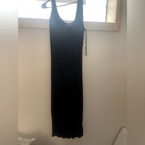 JLO Scoop neck black midi dress